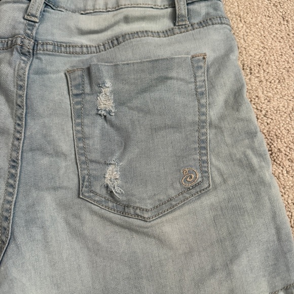 Indigo Rein Denim Shorts - Picture 4 of 4